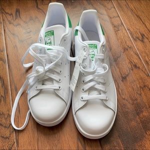 Adidas men’s 8.5 Stan Smith NWT
